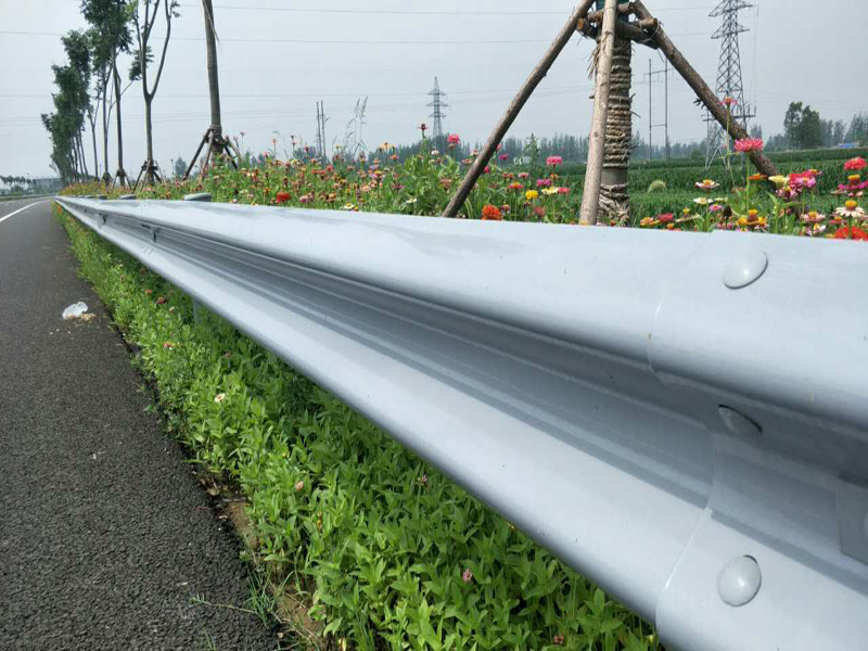 波形護(hù)欄